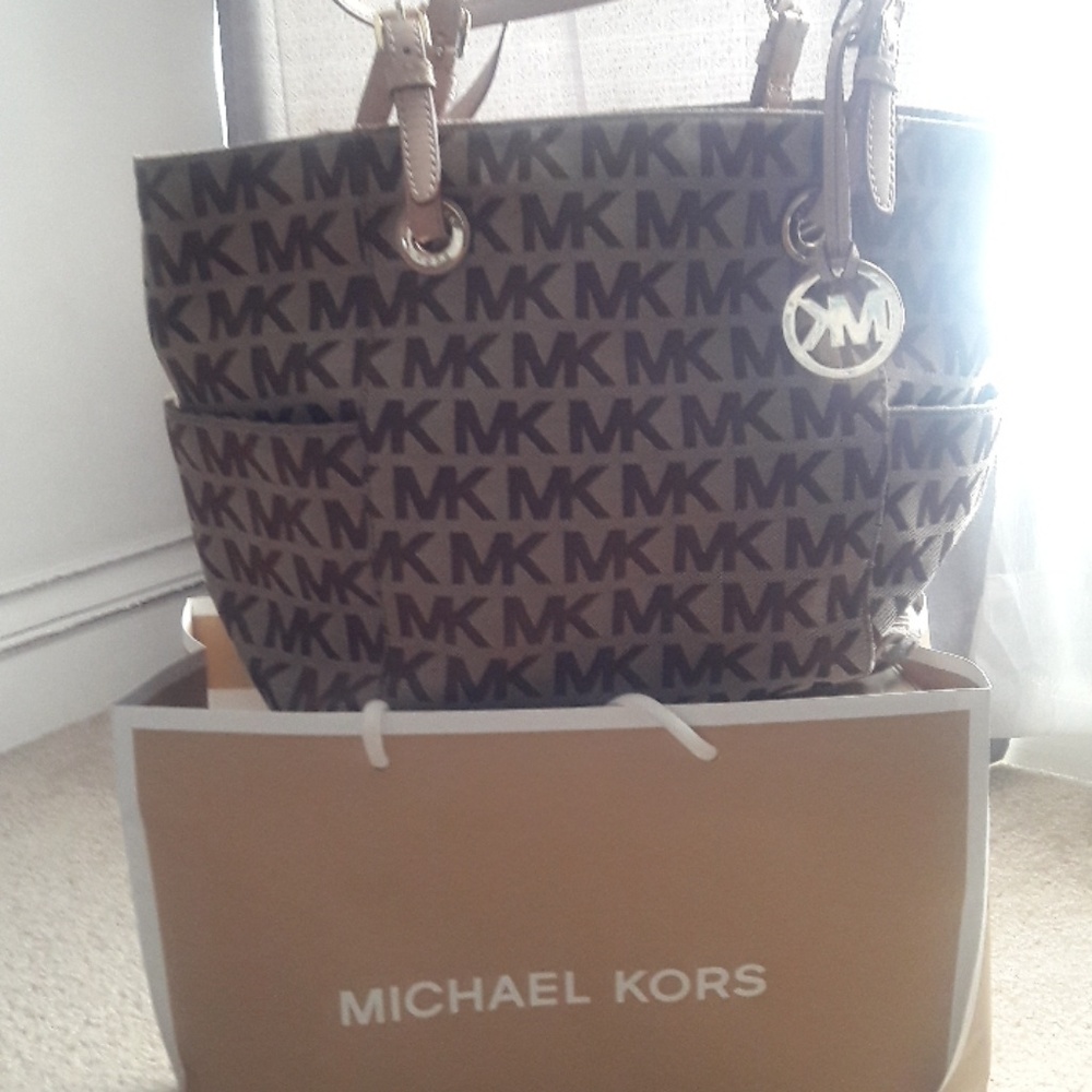 Michael Kors bag